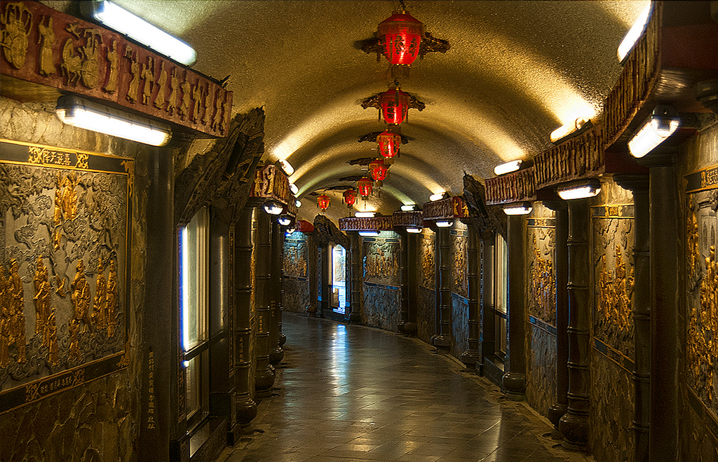 Buddha cave - interior