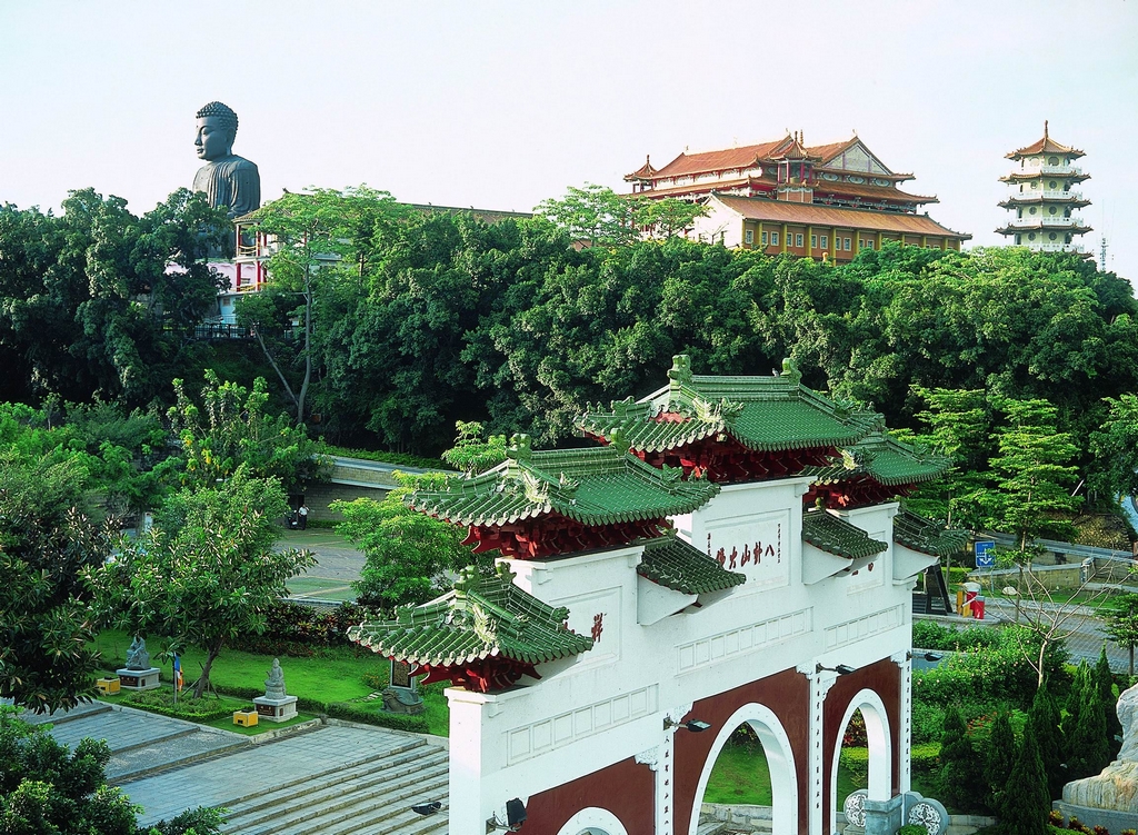 Baguashan Great Buddha Scenic Area