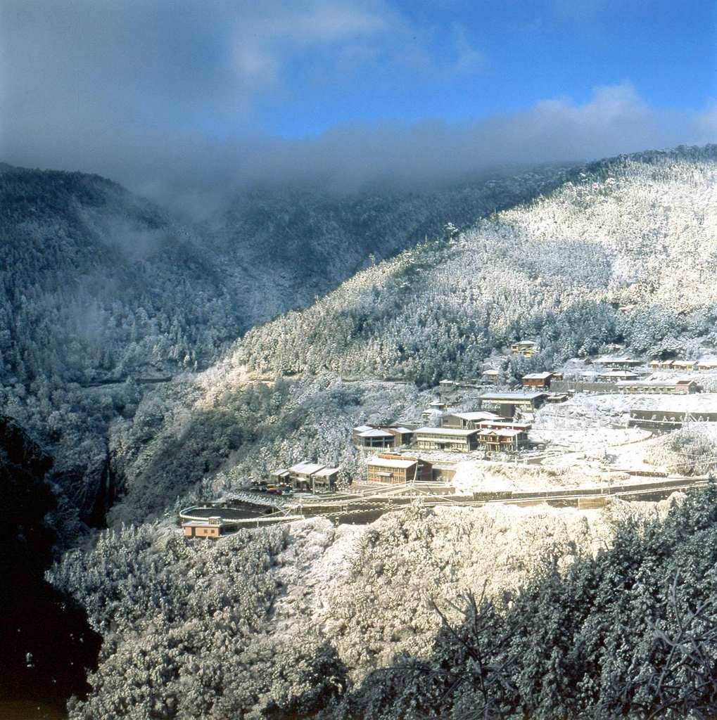 Snow-covered Taipingshan