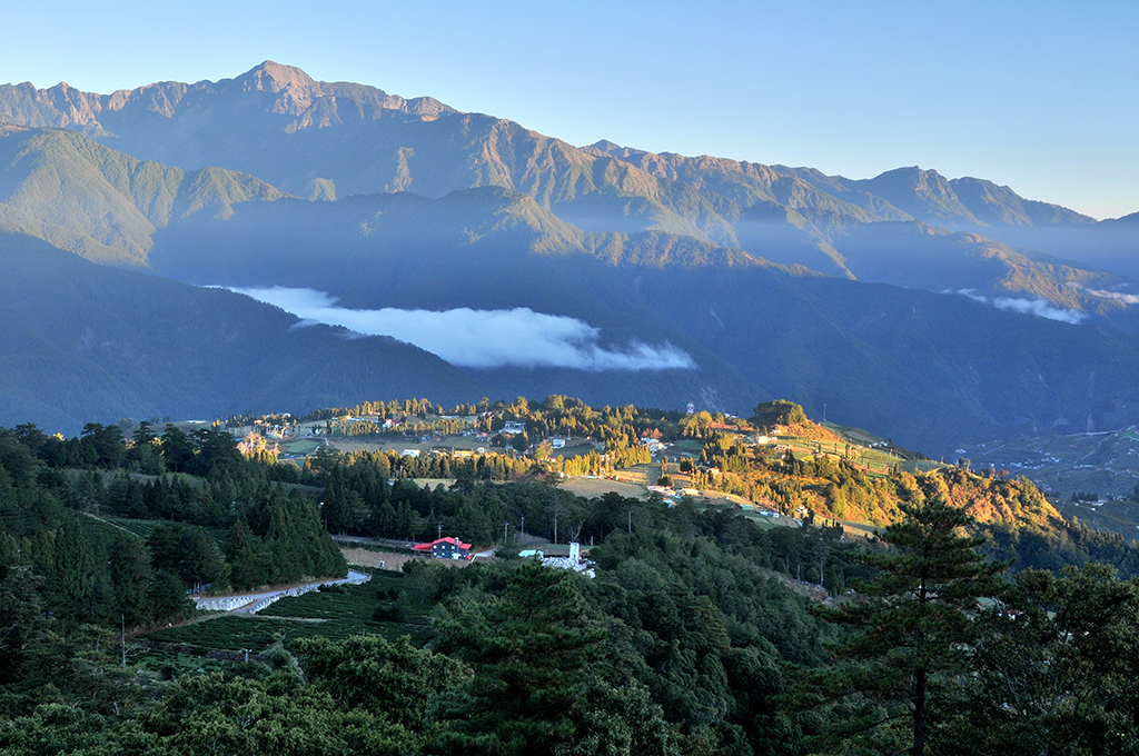 Overlooking Fushoushan Farm