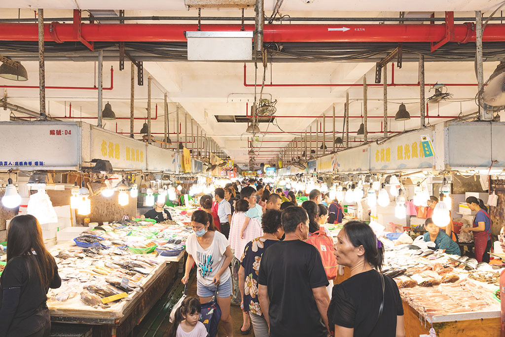 Budai Tourist Fish Market