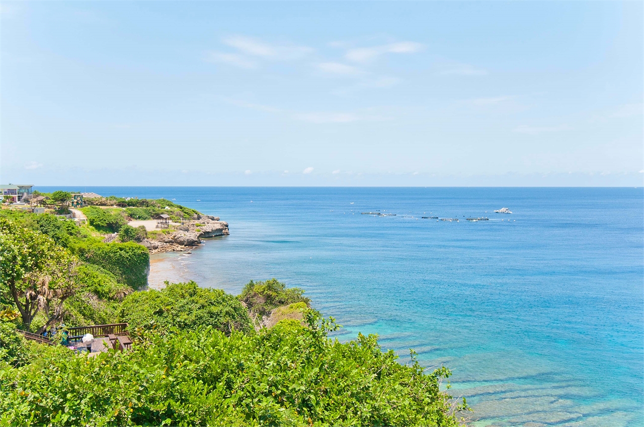 Overlooking Beauty Cave