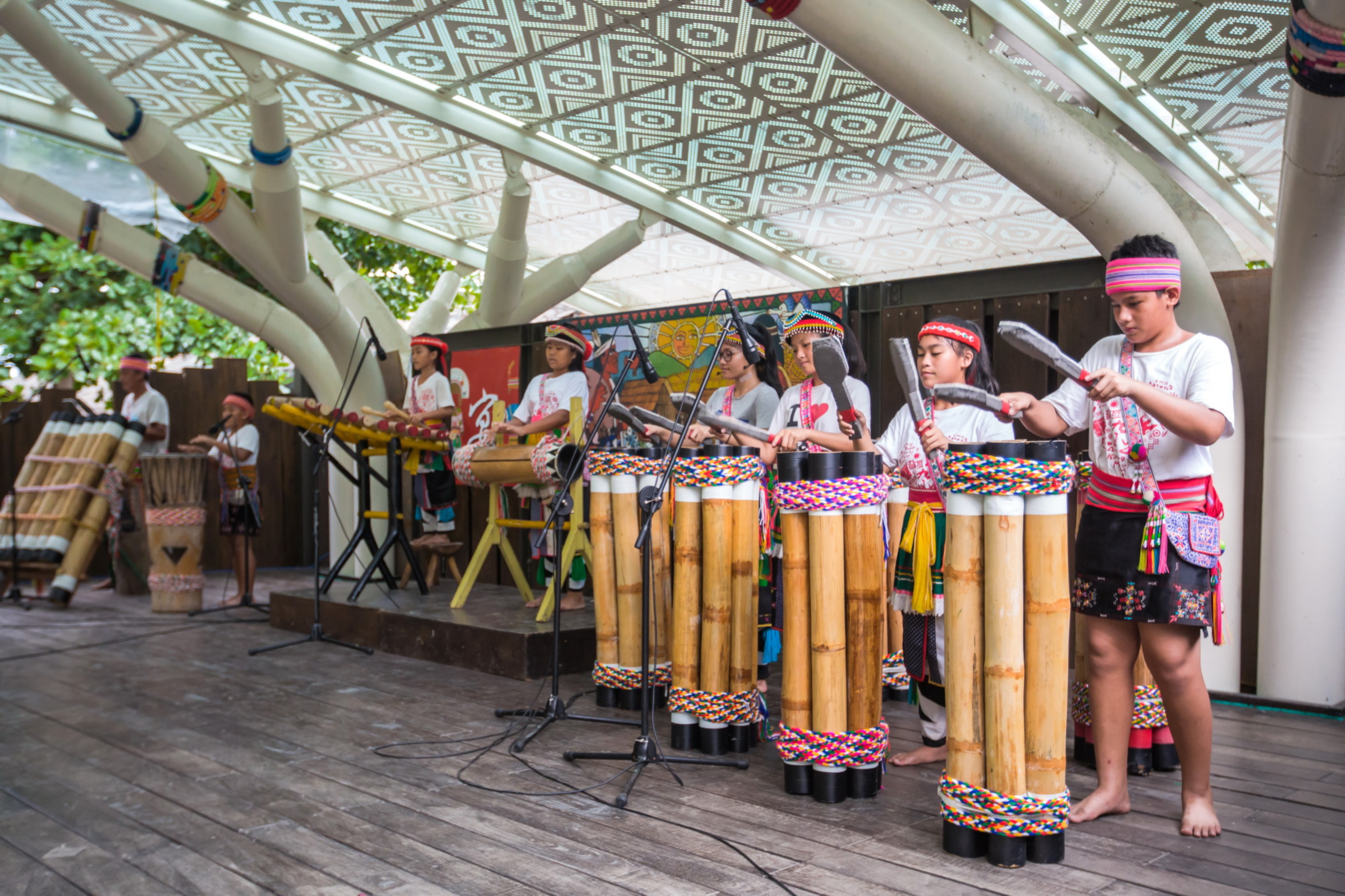 Amis Folk Center