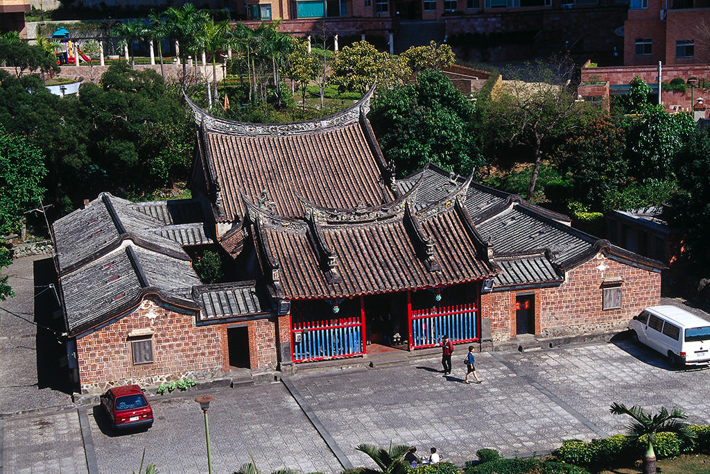 An aerial view of Yinshan (Yin Mountain) Temple