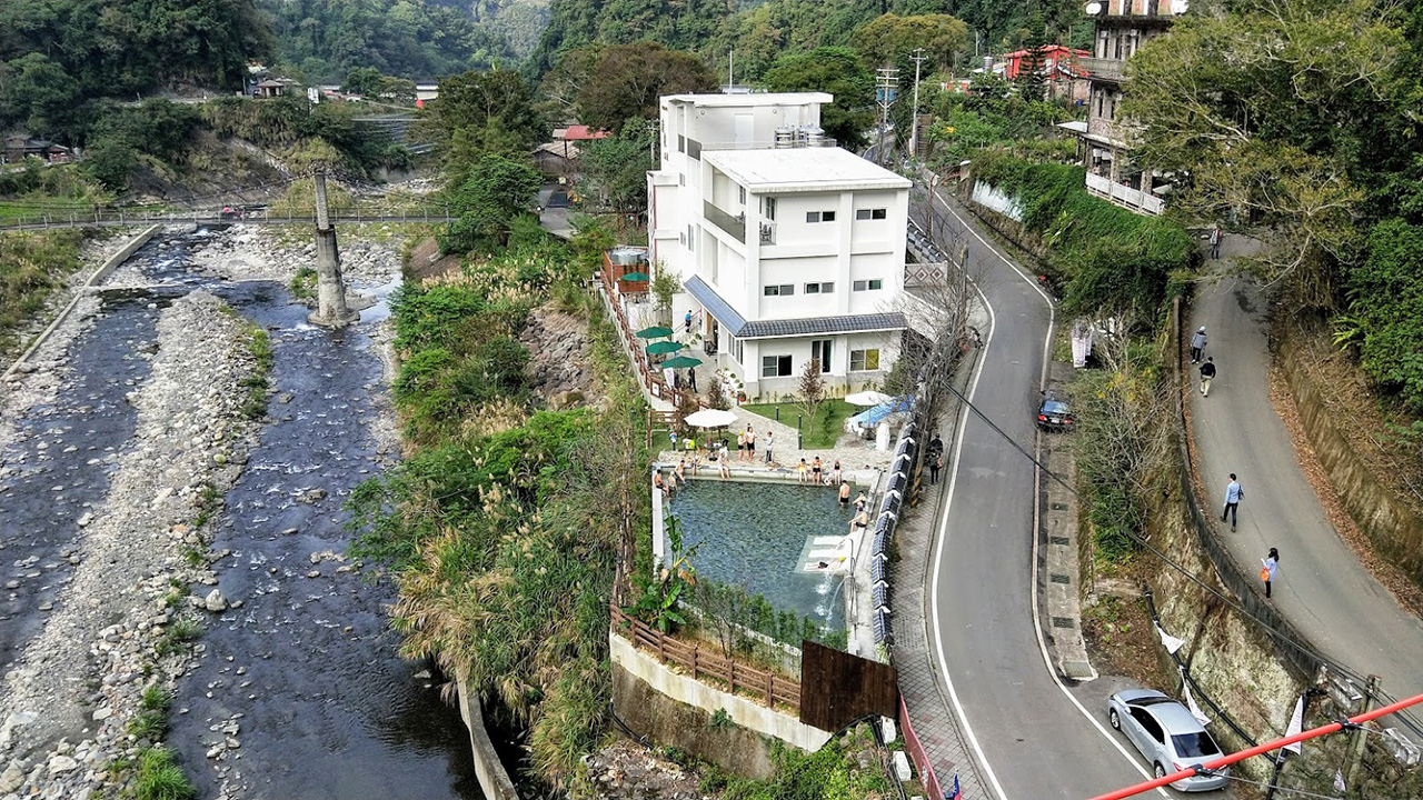 Qingquan Hot Springs