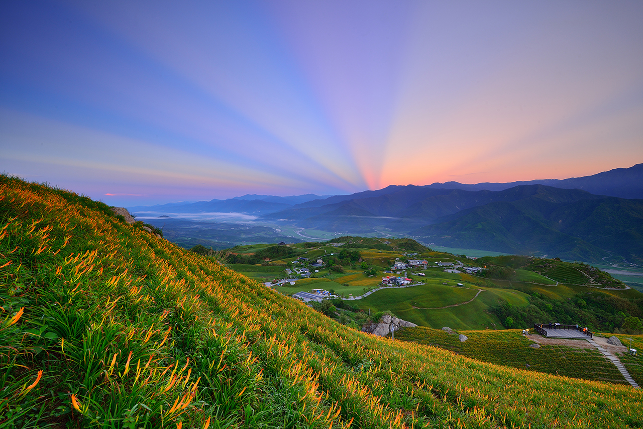 The peaceful landscape of Liushishi Mountain