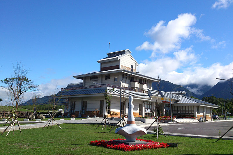 Luoshan Visitor Center