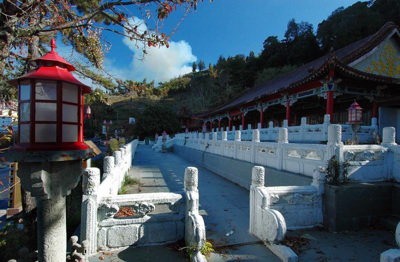 Tri-Mountain National Scenic Area - Lishan Visitor Center