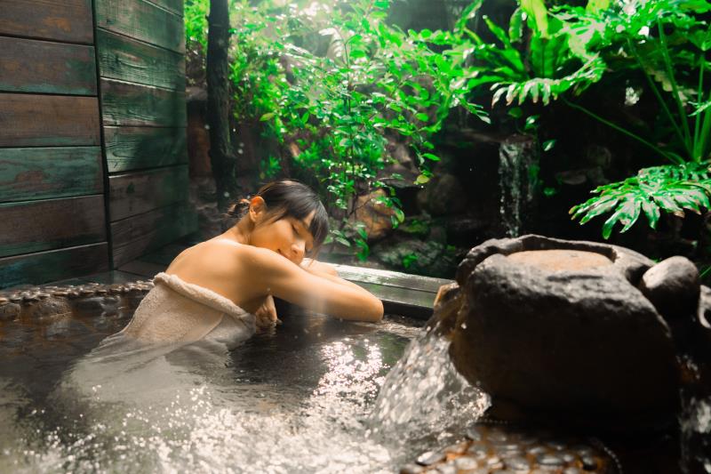 Jinshan Hot Springs
