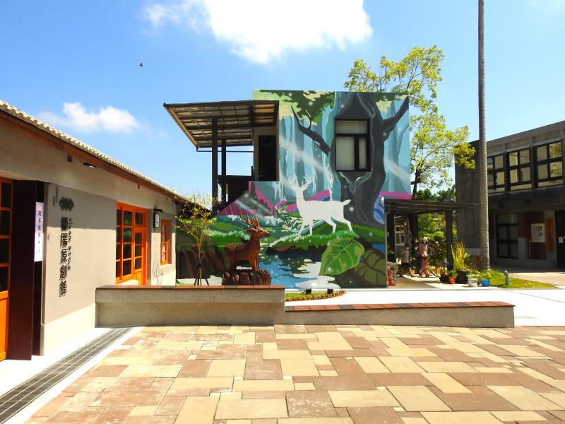 YiLAN STYLE