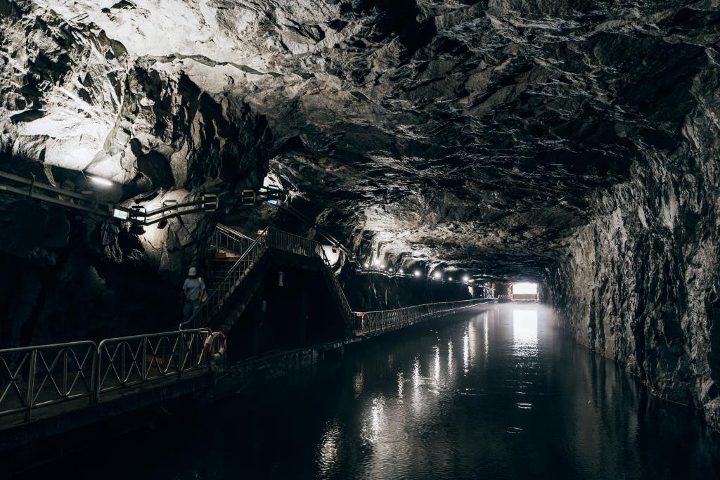 Zhaishan Tunnel