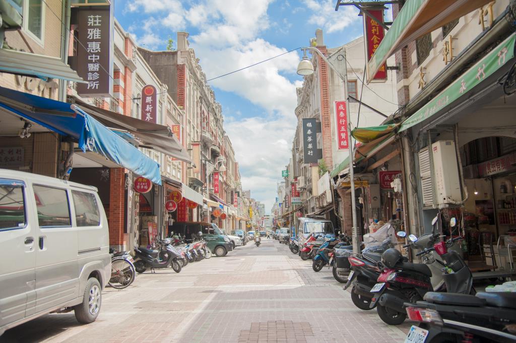 Dihua Street - Lunar New Year Shopping Area