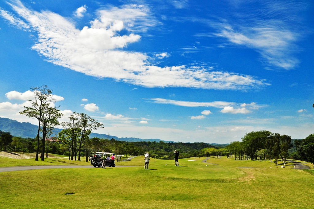 Bombax Golf Country Club 04