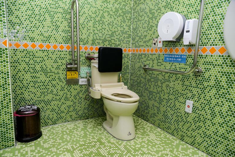 2F Accessible Restroom - interior