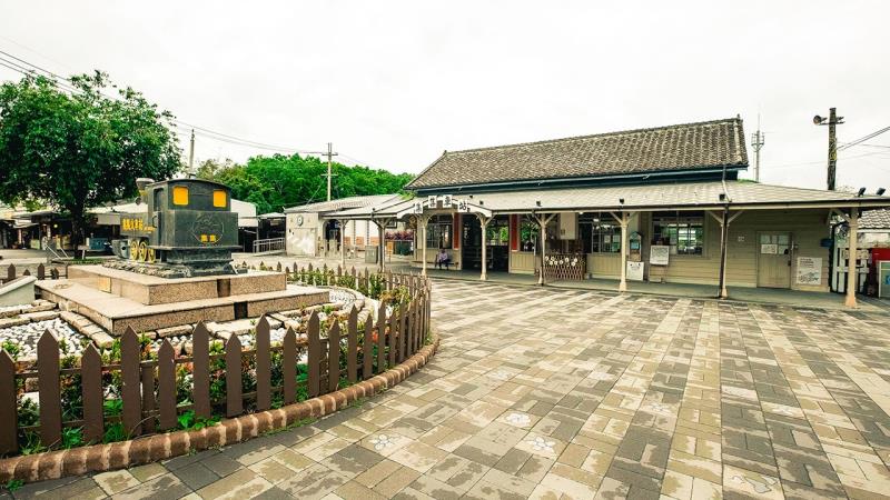 Jiji Train Station