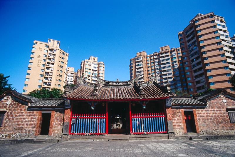 Yinshan (Yin Mountain) Temple