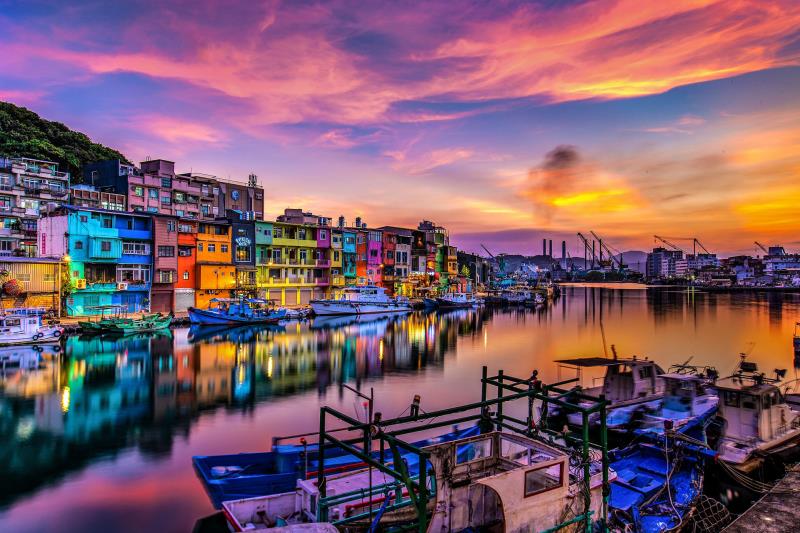 4月 <a href='https://www.instag ...