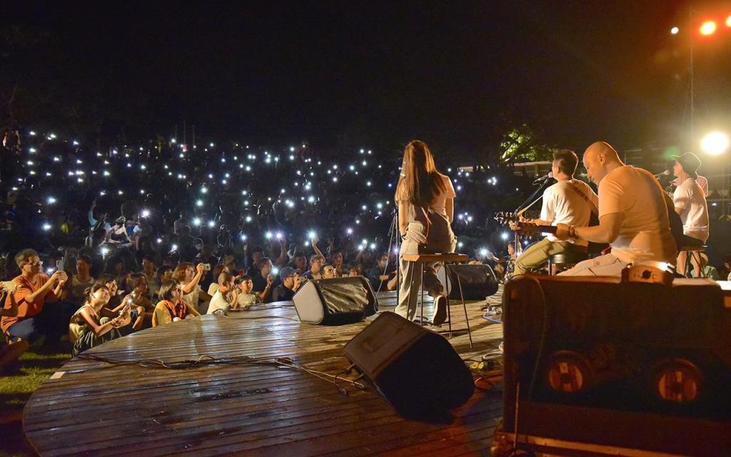 Moonlight Sea Concert - Suming舒米恩  Year：2020  Source：East Coast National Scenic Area