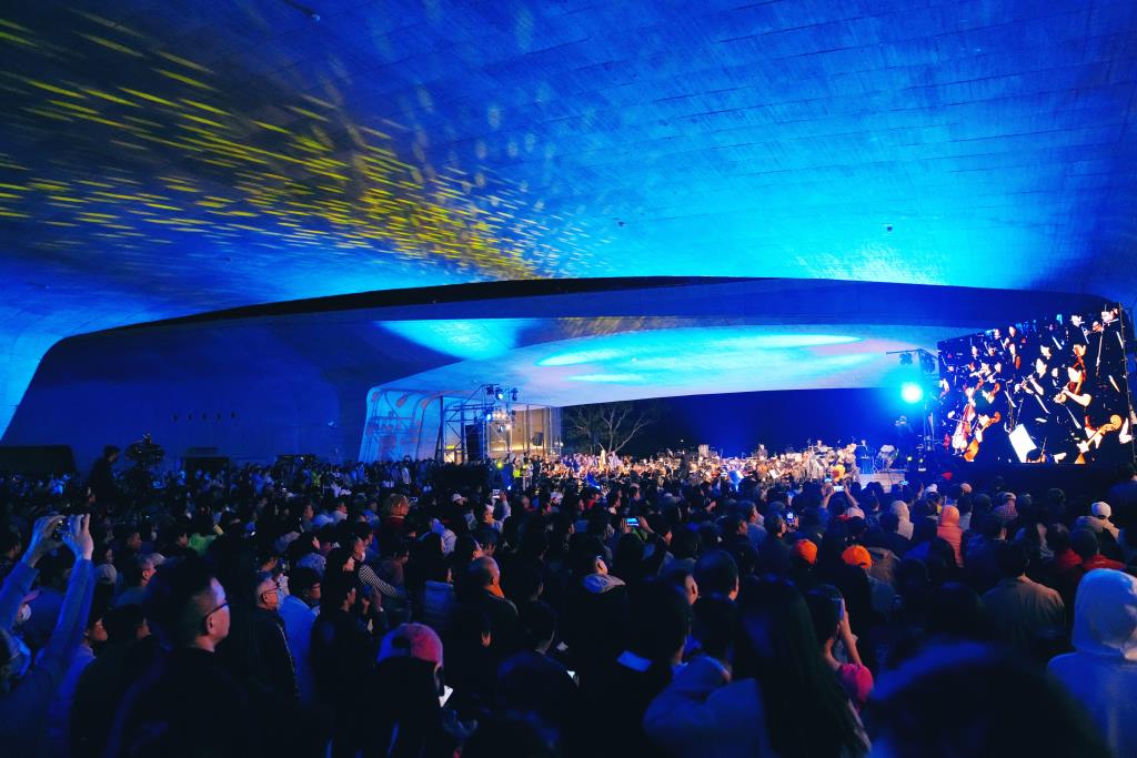 National Taiwan Youth Symphony Orchestra Fireworks Concert  Year：2024  Source：Sun Moon Lake National Scenic Area
