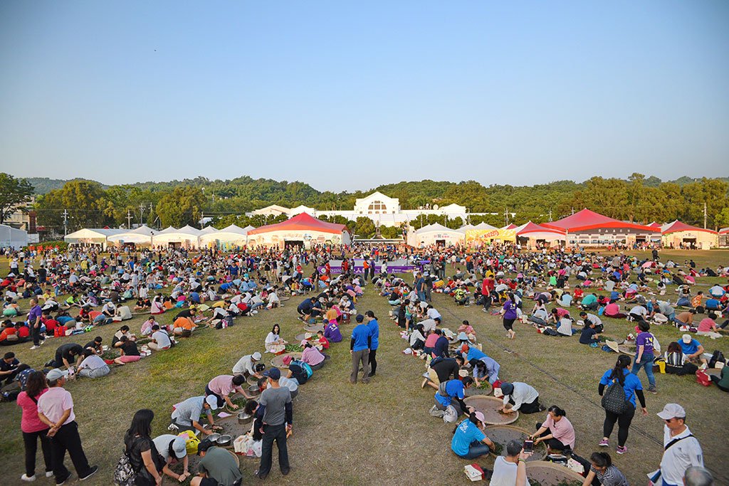Thousand People Rolling Tea  Year：2019  Source：Nantou County Government
