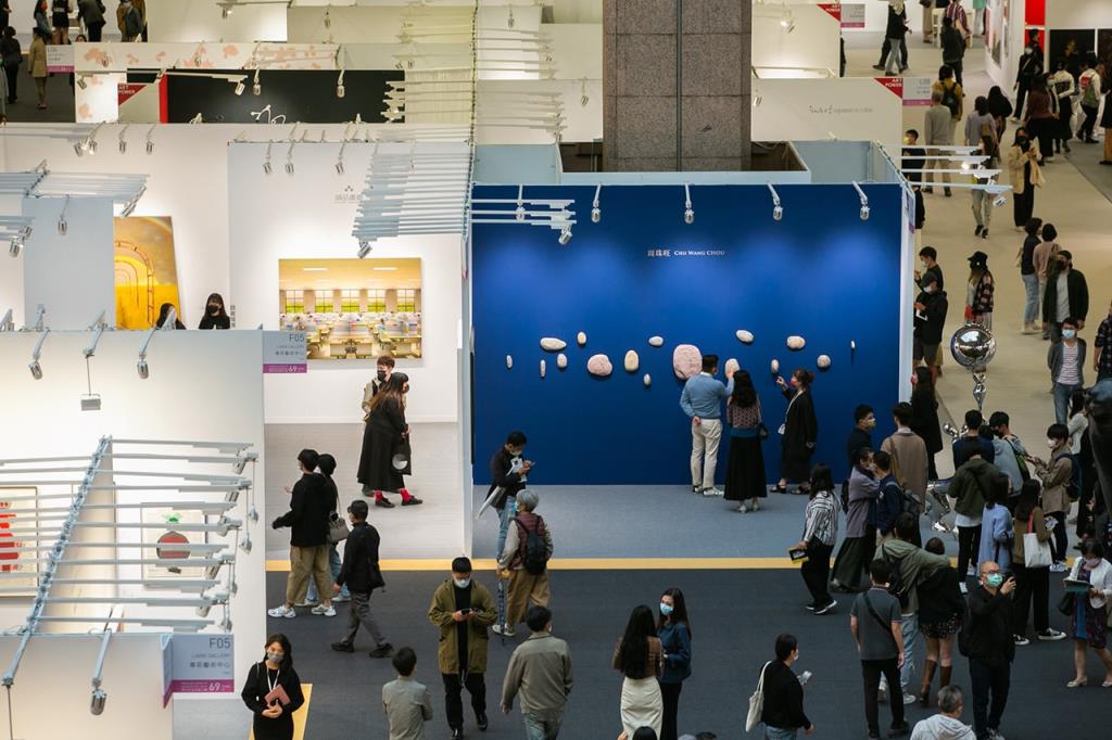 People visit the exhibition  Year：2021  Source：Ministry of Culture
