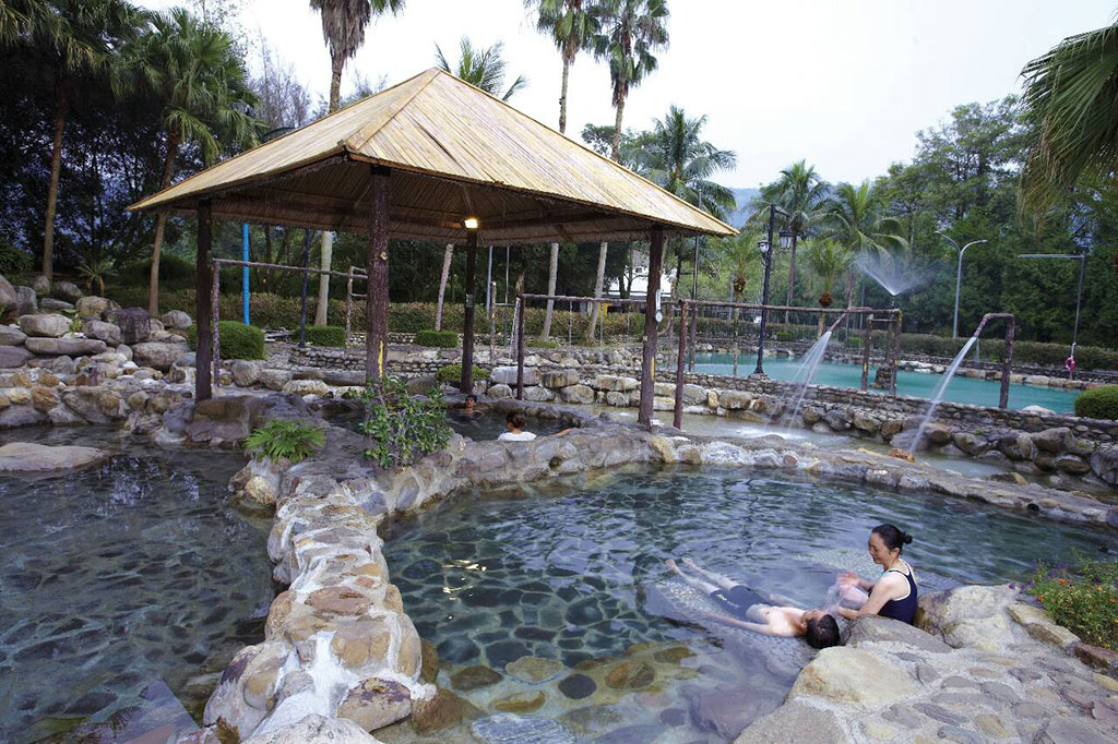 Atayal Hot Spring  Source：Beigang River Hot Springs Association