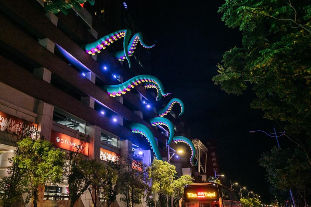 Tentacles／Filthy Luker  Year：2020  Author：Wang Zheng-Xiang  Source：Department of Cultural Affairs, Taipei City Government