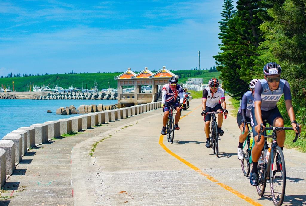 Penghu Cycling Guide Service - Xiyu Coastal Bikeway  Year：2020  Source：Penghu National Scenic Area Administration