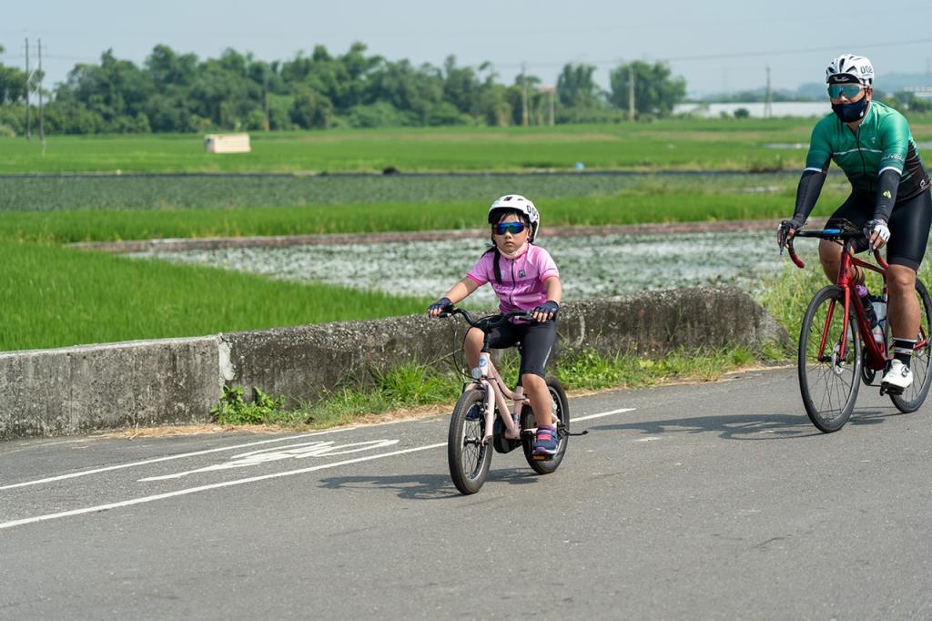 Siraya Cycling Activity - 12K Lingbo Guantian bike way for parents-child riding  Year：2021  Source：Siraya National Scenic Area Administration
