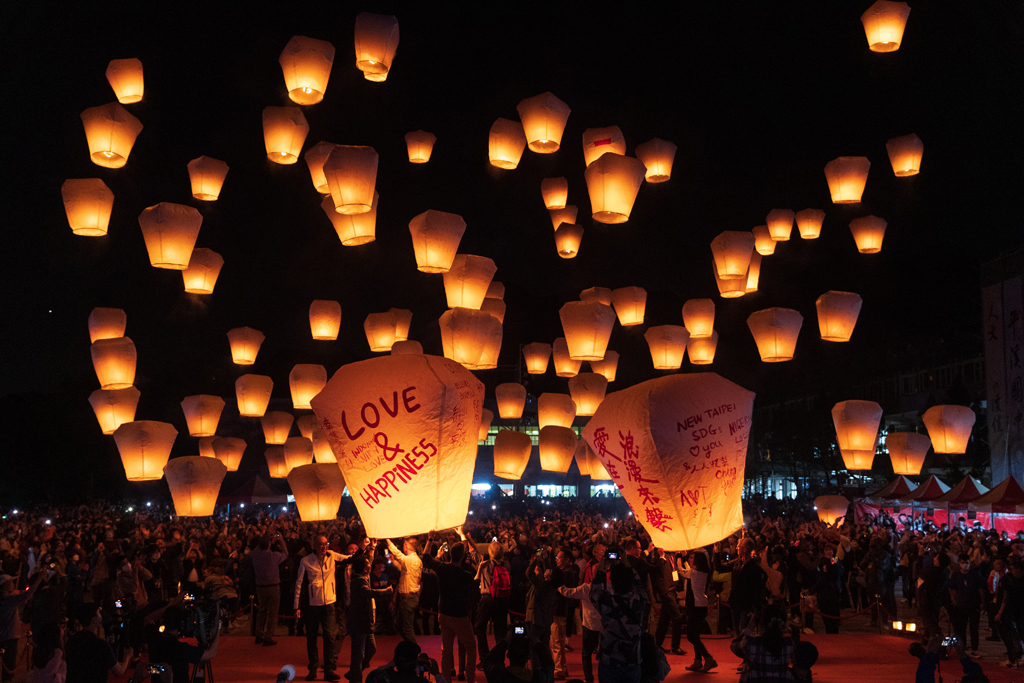 Pingxi Sky Lantern Festival  Year：2023  Source：Tourism and Travel Department, New Taipei City Government