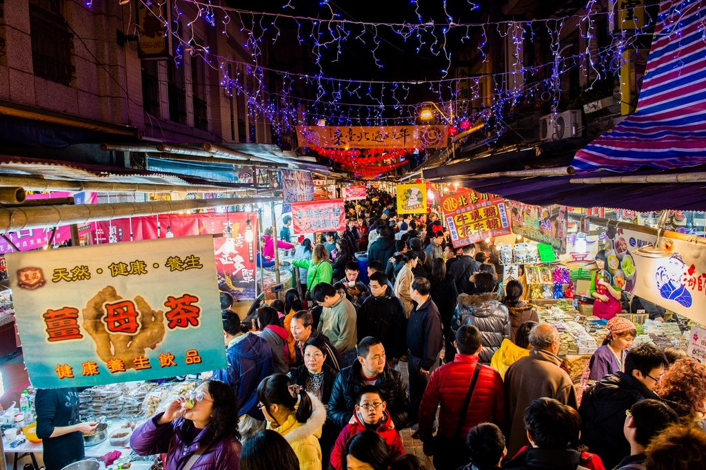 Dihua Street (the New Year goods street)