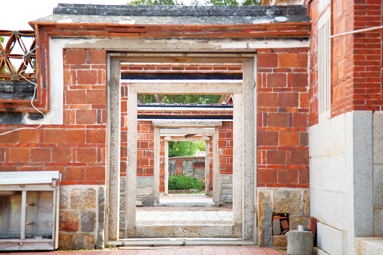 Shanhou Folk Culture Village